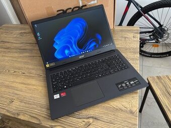 15.6"/Acer Notebook/4GB RAM DDR5/128GB NVMe SSD/AMD Radeon