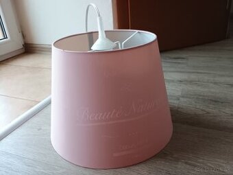 Závesné stropné svietidlo