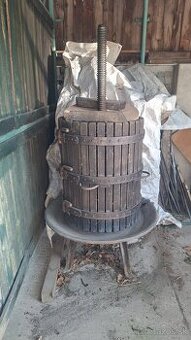 Preš / lis na hrozno