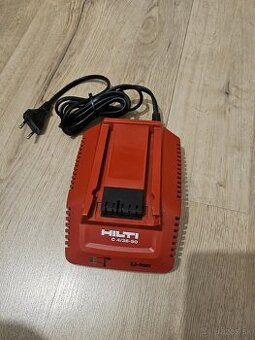 HILTI NABÍJAČKA