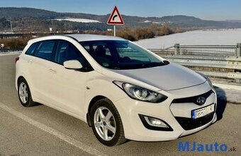 HYUNDAI i30 CW 1.6 CRDi AUTOMAT  možná výmena