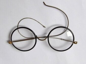 Brýle - I. republika