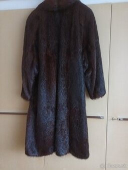 Pravý dámsky kožuch z vydry