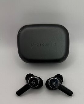 Bang & Olufsen Beoplay EX pokazené