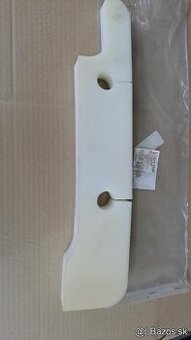 tesnenie po kapotáž - -