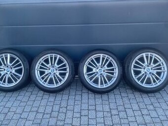 Elektrony na BMW 3 G20 G21 s letnymi pneumatikami PIRELLI