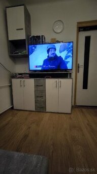 Predám Smart TV 102 cm 40"