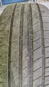 225/55 R17 letne Goodyear