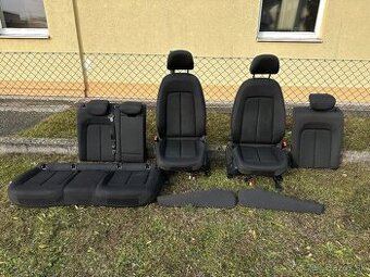 Audi Q5 80A sedadlá