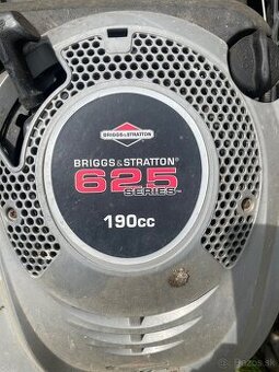 Motor na kosačku Briggs Stratton