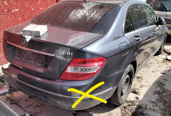 Mercedes Benz C200 CDI 2.2 CDI 2008 predám zadná kapota