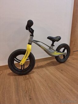 Balančný bicykel (odrážadlo) Lionelo Bart Tour
