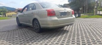 Rozpredam Avensis 2.0 vvti 108kw