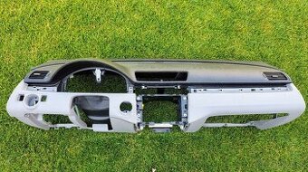 Predám pristrojovu dosku Volkswagen Passat B6/3c