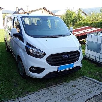 Predám 6 miestny Ford Transit Custom