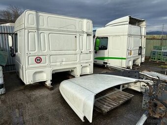 2 ks kabíny na ťahač DAF XF 105