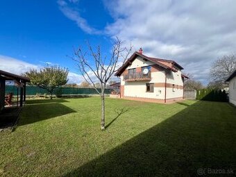 Nový dom na predaj, Necpaly
