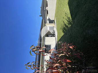 Reality KOMPLEX s.r.o. Vám ponúka modernú 4-izbovú novostavb