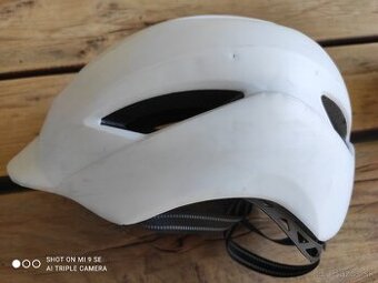 Cyklistická prilba 57-61