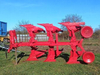 Pluh obracak KRONE 3X30