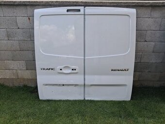 TRAFIC,VIVARO,TALENTO..zadne DVERE r.v.2014-25