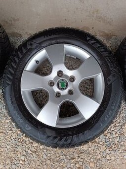 195/65r15 alu disky Octavia, zimné pneu