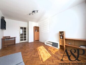 NA PREDAJ 2 IZB. BYT S LOGGIOU, 49M2, KALINČIAKOVA UL., SENI - 1