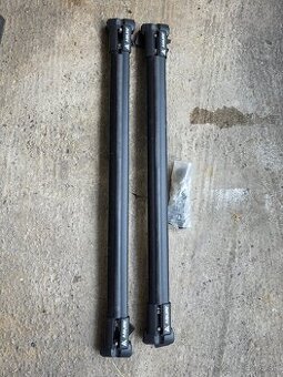 Predám priečny strešný nosič na Mercedes Glk.