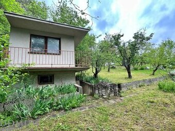 Záhrada 544m2 s rekreačnou chatou – Beckov