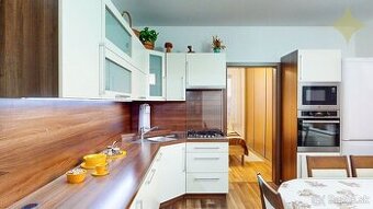 3-izbový byt po rekonštrukcii, 76 m², loggia – Nitra, Klokoč - 1