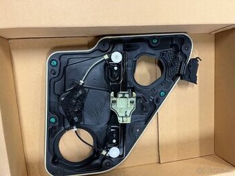 Grand Cherokee WK 2011-2022 panel do lavych zadnych dveri