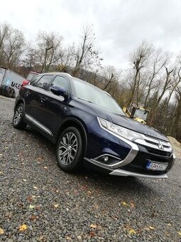 Mitsubishi outlander 4x4 Možný odpočet DPH.