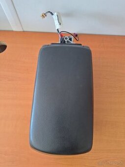 Laktova opierka audi a6 c6 4f