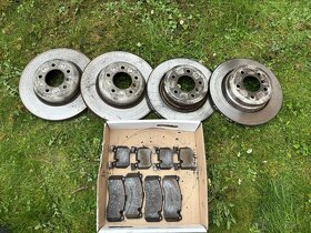 Brzdy BMW E82 135i - 1