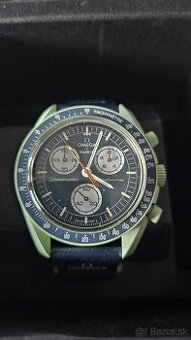 Nové Quartz hodinky Omega X Swatch Earth