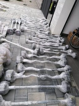 OBOJRUČNE ROVNÉ A EZ TYČE  VARNIKA