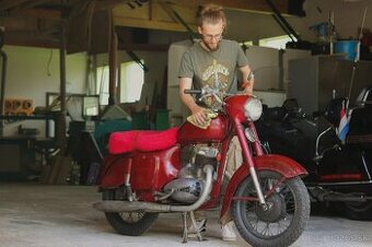 SERVIS A ÚPRAVY MOTORIEK