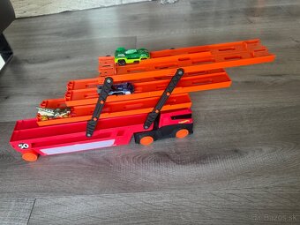 Hot Wheels Hauler GHR48