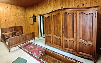 Starožitná spálňa