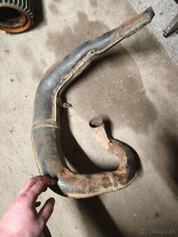 Koleno výfuku čz 980