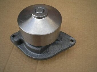 Vodná pumpa na Case , Fastrac , Cummins