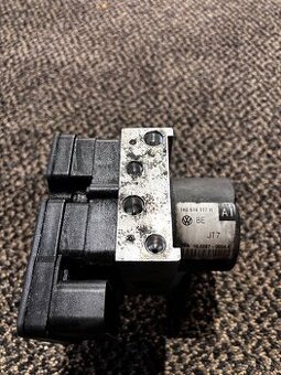 ABS kocka Volkswagen golf 5 1.9tdi 77kw