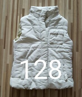 Teplucka biela vesta 128