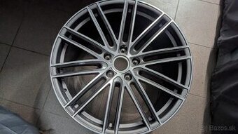 Porsche Panamera R21