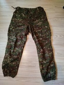 Vojenské maskáčové nohavice
