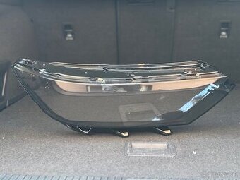 Sklo kryt na svetlo Volkswagen passat B8 pravé (spolujazdec)
