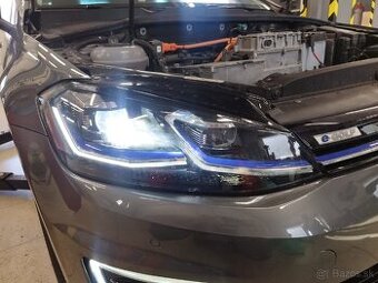 Predné pravé svetlo Volkswagen eGolf