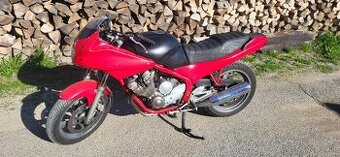 Yamaha XJ 600