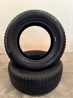 Zimné pneumatiky 215/60/16 Pirelli Sottozero 3 Winter