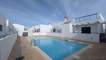 Pôvabná dvojpodlažná vila v Els Poblets | Costa Blanca | Špa